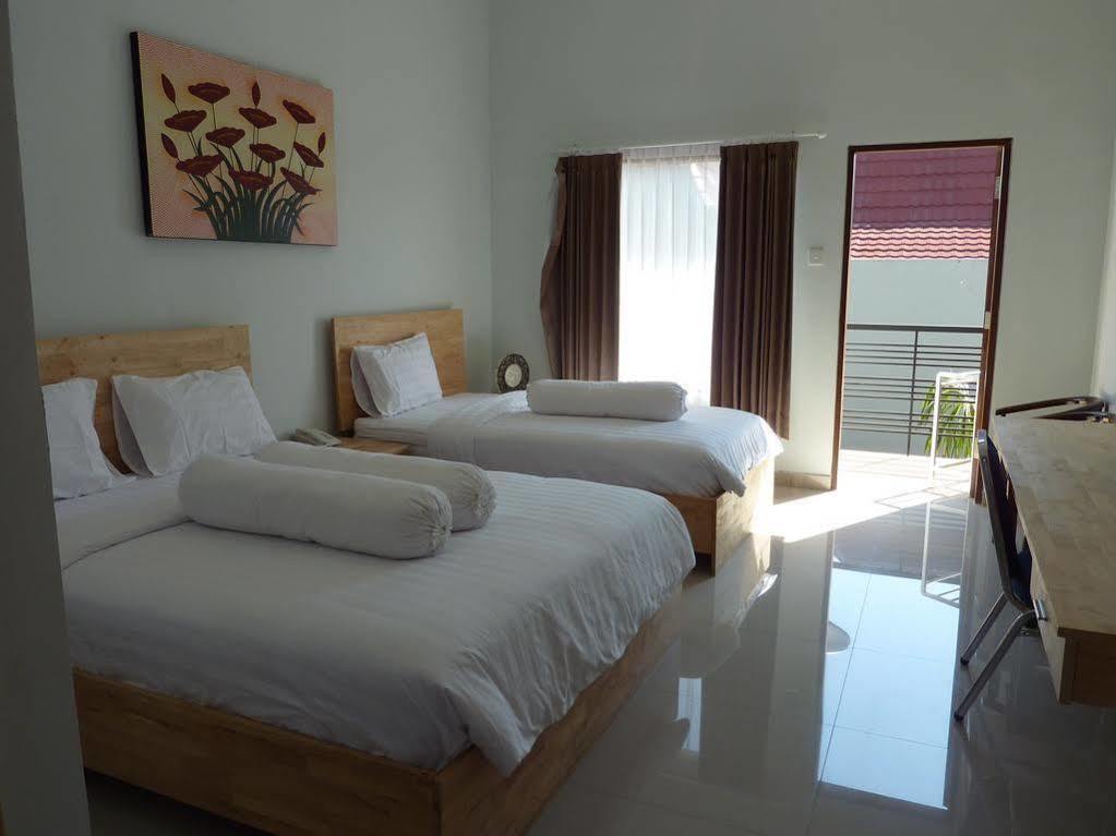 Exotic Komodo Hotel Labuan Bajo Exteriör bild