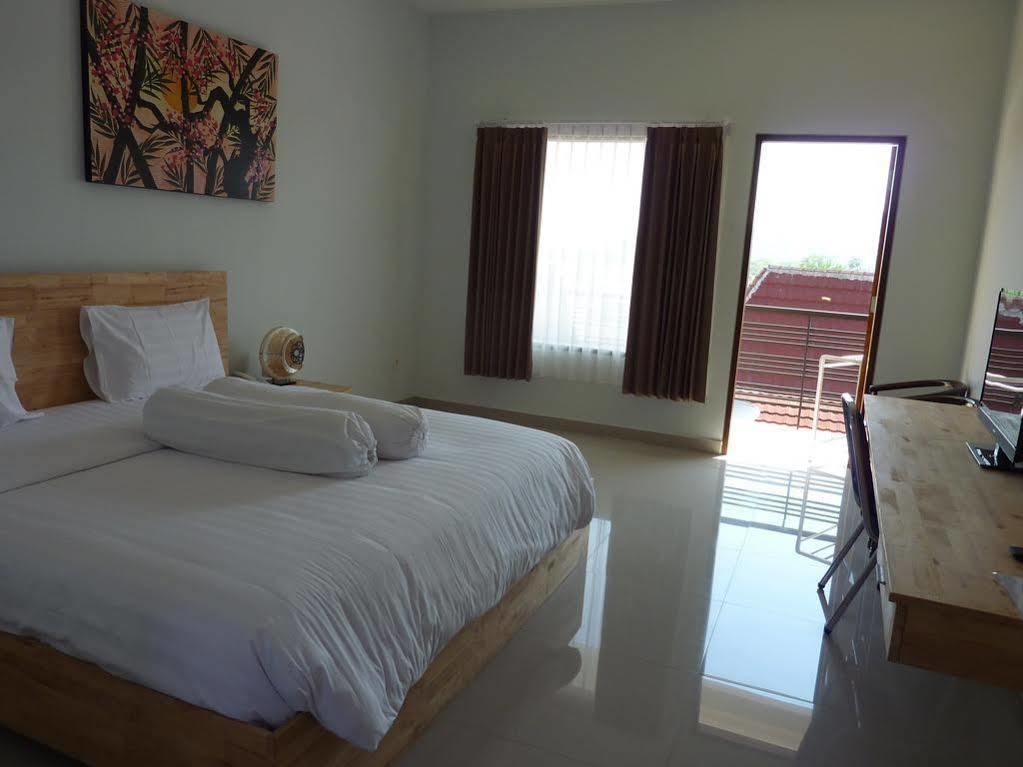 Exotic Komodo Hotel Labuan Bajo Exteriör bild