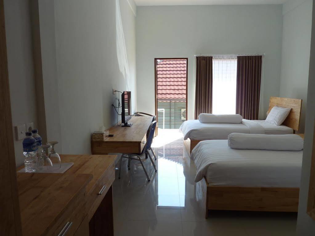 Exotic Komodo Hotel Labuan Bajo Exteriör bild