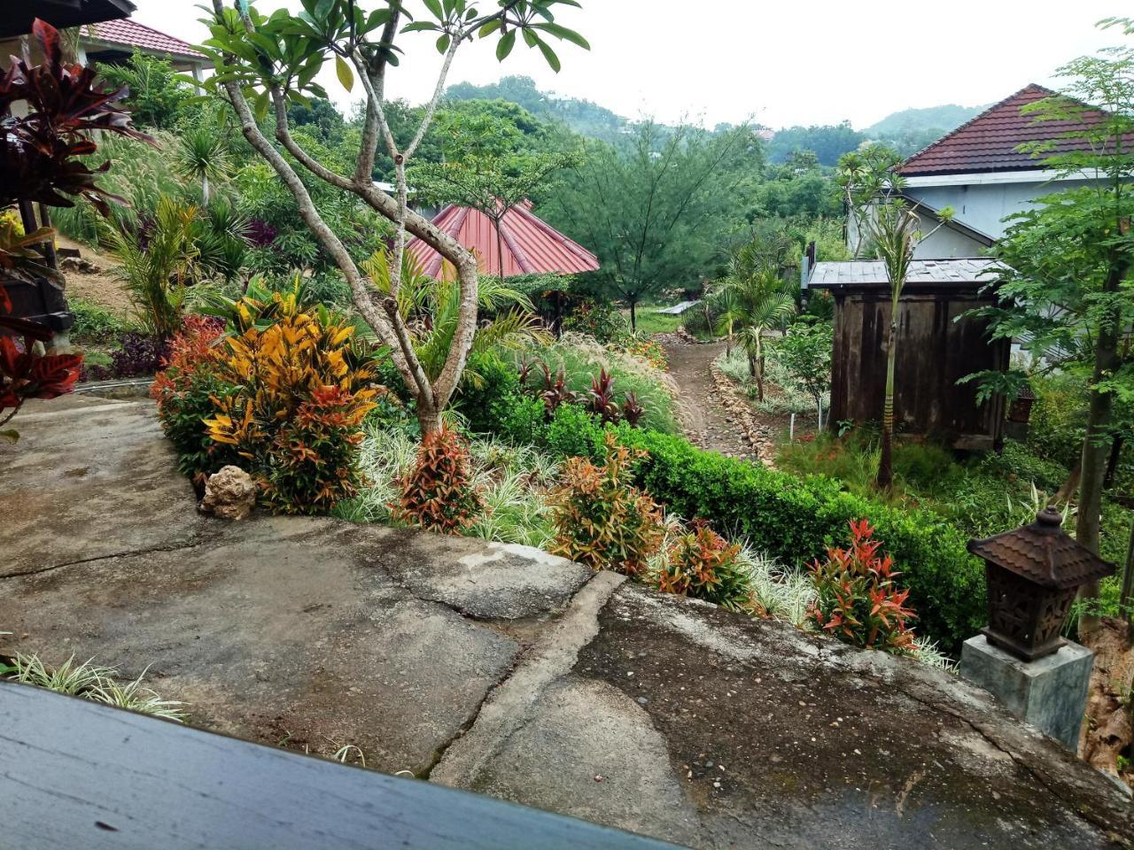 Exotic Komodo Hotel Labuan Bajo Exteriör bild