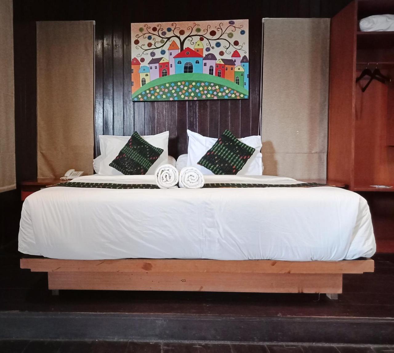 Exotic Komodo Hotel Labuan Bajo Exteriör bild