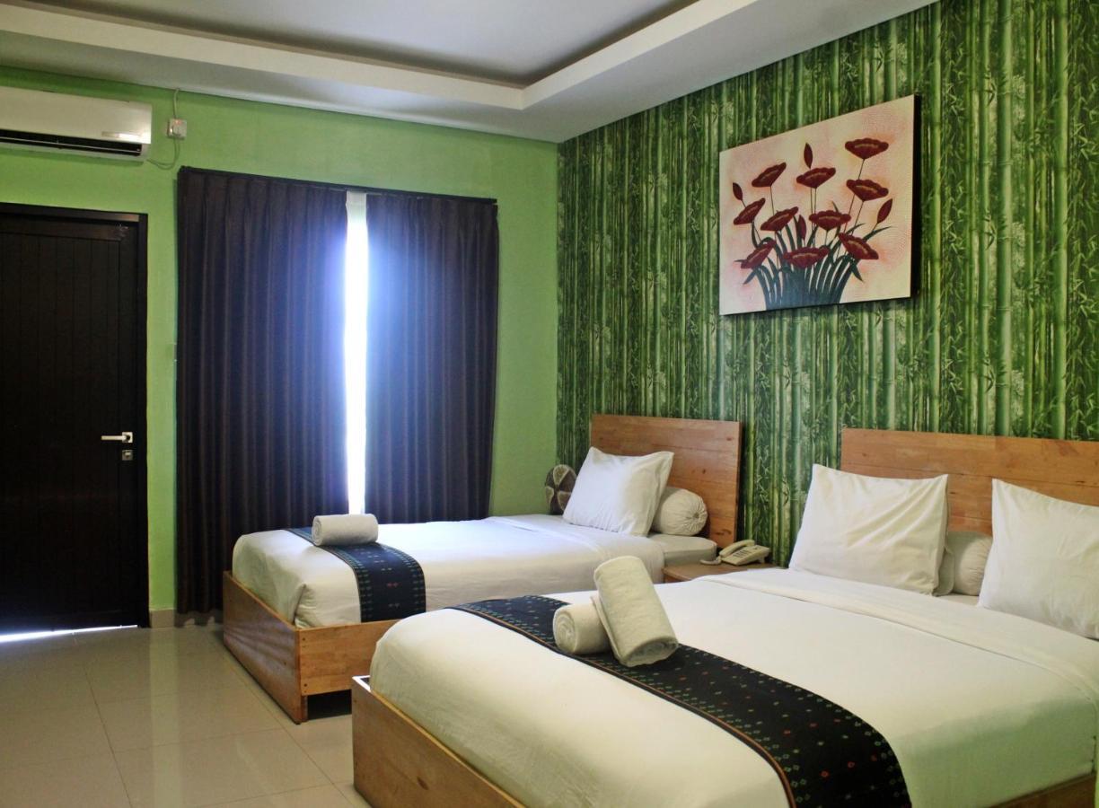Exotic Komodo Hotel Labuan Bajo Exteriör bild