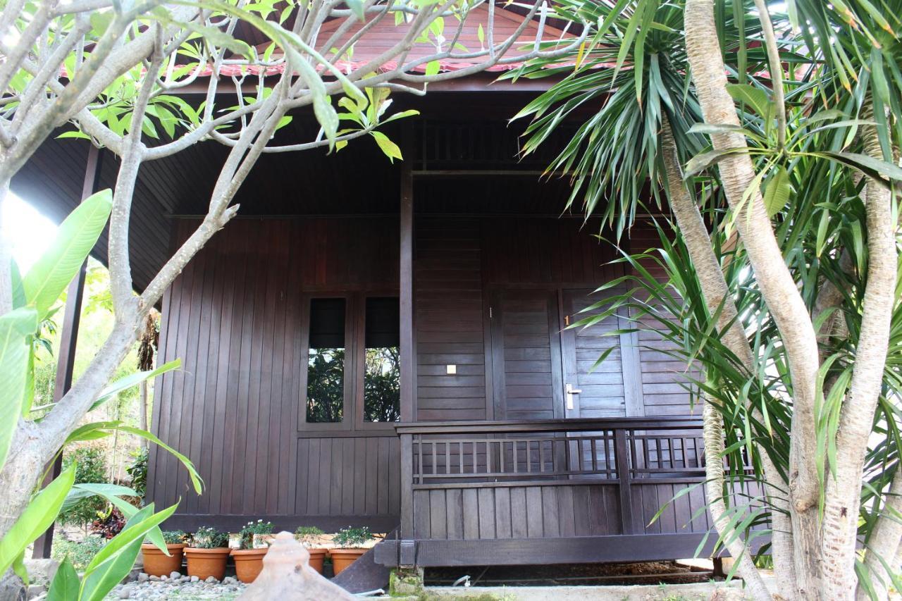 Exotic Komodo Hotel Labuan Bajo Exteriör bild